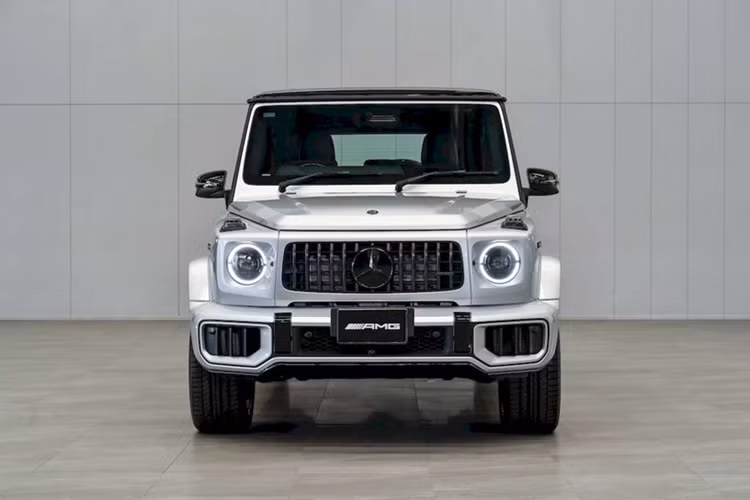 Can canh Mercedes-AMG G63 2025 -
