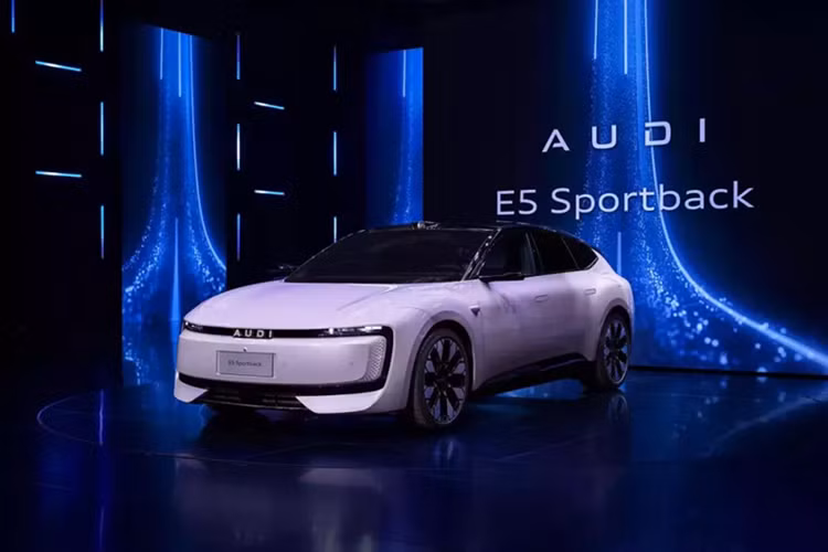AUDI E5 Sportback - xe sang chạy điện chào hàng đại gia Trung Quốc AUDI E5 Sportback - xe sang chay dien chao hang dai gia Trung Quoc