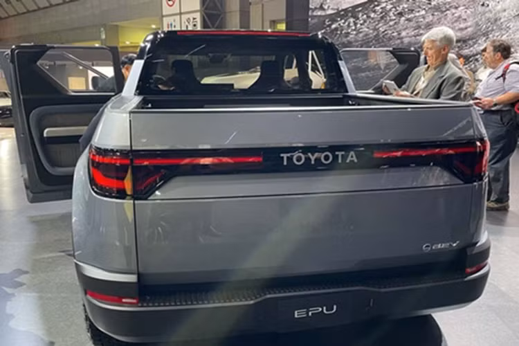 Toyota sắp ra mắt 3 ôtô điện mới, có bán tải chạy điện - Hình 2 Toyota sap ra mat 3 oto dien moi, co ban tai chay dien-Hinh-2