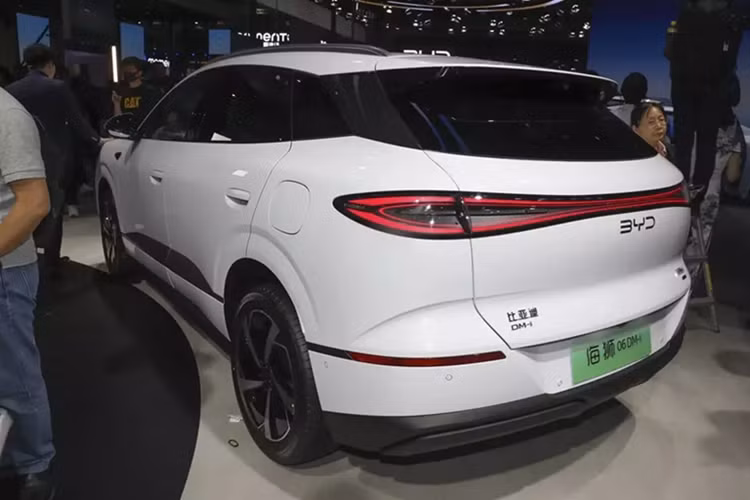 BYD Sealion 06 - SUV điện hạng trung như Hyundai, chỉ 560 triệu đồng - Hình 12 BYD Sealion 06 - SUV dien hang trung nhu Hyundai, chi 560 trieu dong-Hinh-12