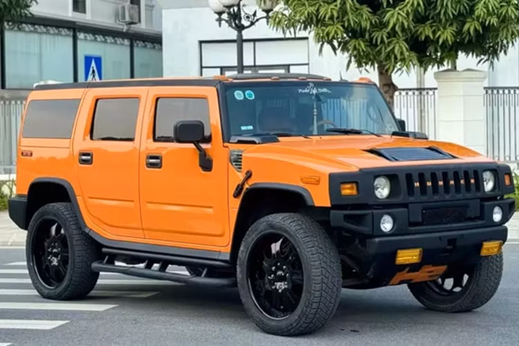 Cụ ông tậu "quái vật" Hummer H2 gần 3 tỷ đồng ở Hà Nội - Hình 2 Cu ong tau