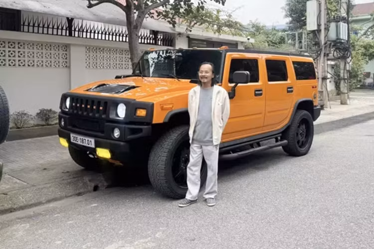 Cụ ông tậu "quái vật" Hummer H2 gần 3 tỷ đồng ở Hà Nội Cu ong tau