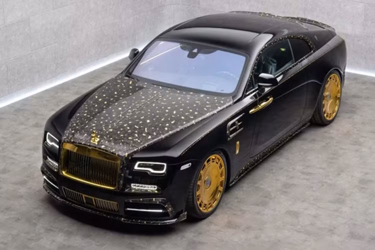 Mansory "hô biến" Rolls-Royce Wraith thành kiệt tác sợi carbon vàng 24k - Hình 3 Mansory