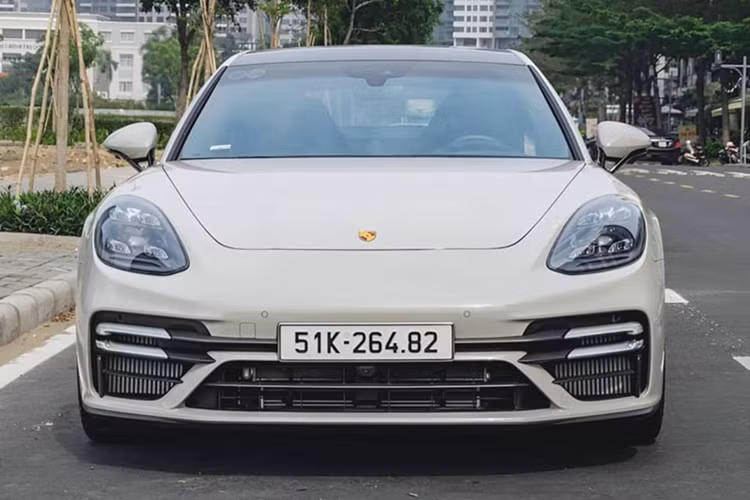 Porsche Panamera Turbo S của "Qua Vũ" rớt giá còn hơn 9 tỷ đồng - Hình 2 Porsche Panamera Turbo S cua