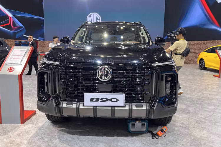 MG D90 2025 ra mắt - SUV 7 chỗ “thách thức” Ford Everest - Hình 6 MG D90 2025 ra mat - SUV 7 cho “thach thuc” Ford Everest-Hinh-6