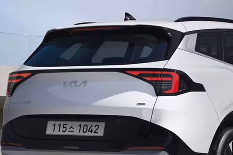 Kia Sportage 2025 trục cơ sở ngắn lộ diện, dự kiến giá "mềm" hơn - Hình 4 Kia Sportage 2025 truc co so ngan lo dien, du kien gia