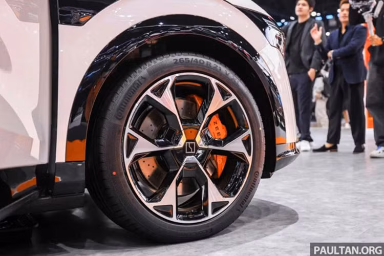 Zeekr 7X - SUV điện sạc siêu nhanh từ 812 triệu sắp về Việt Nam? - Hình 3 Zeekr 7X - SUV dien sac sieu nhanh tu 812 trieu sap ve Viet Nam?-Hinh-3