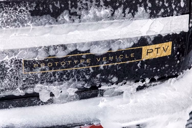 Range Rover Electric hé lộ bộ pin 117 kWh, công nghệ xịn sò - Hình 3 Range Rover Electric he lo bo pin 117 kWh, cong nghe xin so-Hinh-3