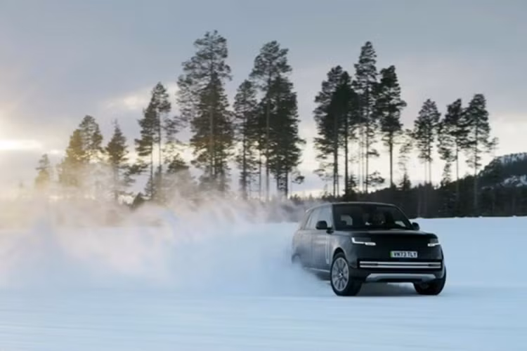 Range Rover Electric hé lộ bộ pin 117 kWh, công nghệ xịn sò - Hình 7 Range Rover Electric he lo bo pin 117 kWh, cong nghe xin so-Hinh-7