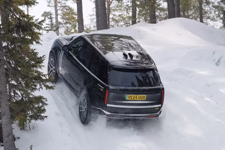 Range Rover Electric hé lộ bộ pin 117 kWh, công nghệ xịn sò - Hình 8 Range Rover Electric he lo bo pin 117 kWh, cong nghe xin so-Hinh-8