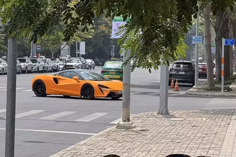 McLaren Artura Spider gần 17 tỷ "kín tiếng" của đại gia Sài Gòn - Hình 2 McLaren Artura Spider gan 17 ty