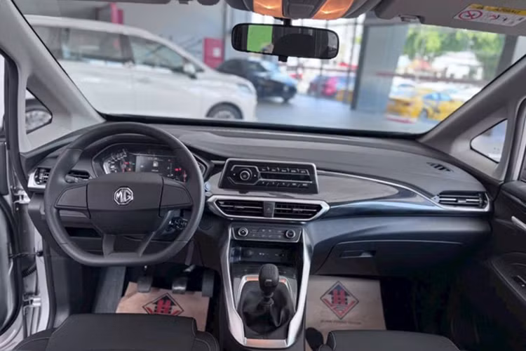 MG G50 2025 mới ra mắt đã giảm hàng triệu tại Việt Nam - Hình 6 MG G50 2025 moi ra mat da giam hang trieu tai Viet Nam-Hinh-6