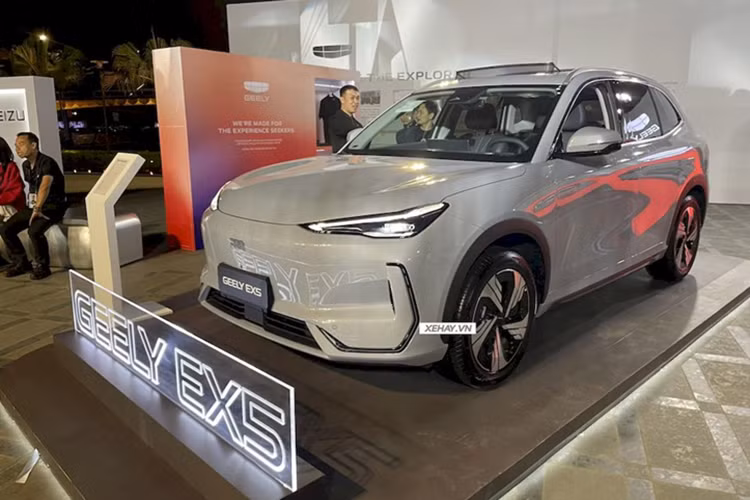 Geely EX5 tại Việt Nam có giá bán dự kiến từ 750 triệu đồng? - Hình 2 Geely EX5 tai Viet Nam co gia ban du kien tu 750 trieu dong?-Hinh-2