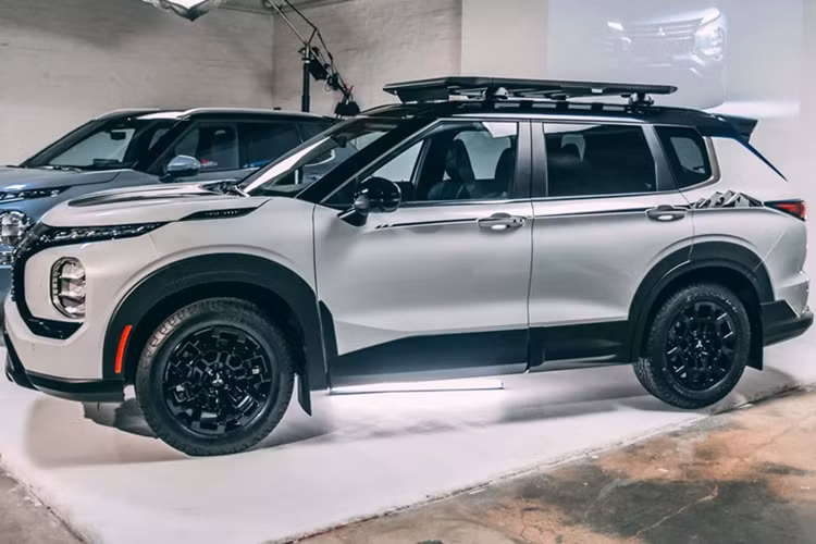 Ra mắt Mitsubishi Outlander bản địa hình, giá khoảng 30.000 USD? - Hình 6 Ra mat Mitsubishi Outlander ban dia hinh, gia khoang 30.000 USD?-Hinh-6
