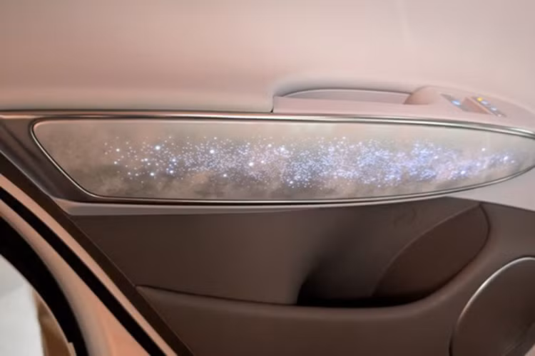 Genesis GV70 2025 mới chỉ từ 1,22 tỷ đồng, "đấu" Mercedes-Benz GLC - Hình 7 Genesis GV70 2025 moi chi tu 1,22 ty dong,