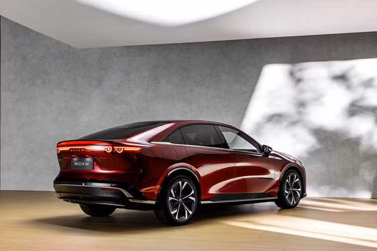 Mazda 6e chốt lịch ra mắt Đông Nam Á, có về Việt Nam? - Hình 13 Mazda 6e chot lich ra mat Dong Nam A, co ve Viet Nam?-Hinh-13
