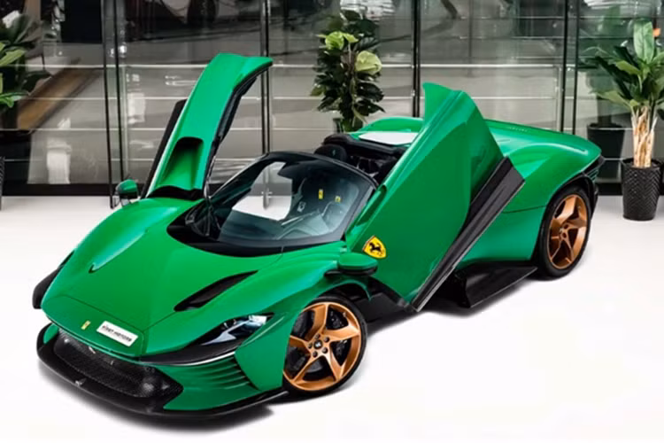 Ferrari Daytona SP3 màu BP Green "độc nhất" không dưới 76 tỷ đồng Ferrari Daytona SP3 mau BP Green