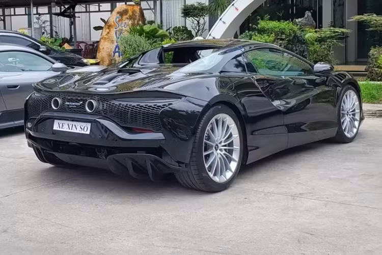 McLaren Artura Spider thu 2 ve Viet Nam cua dai gia Vung Tau-Hinh-3