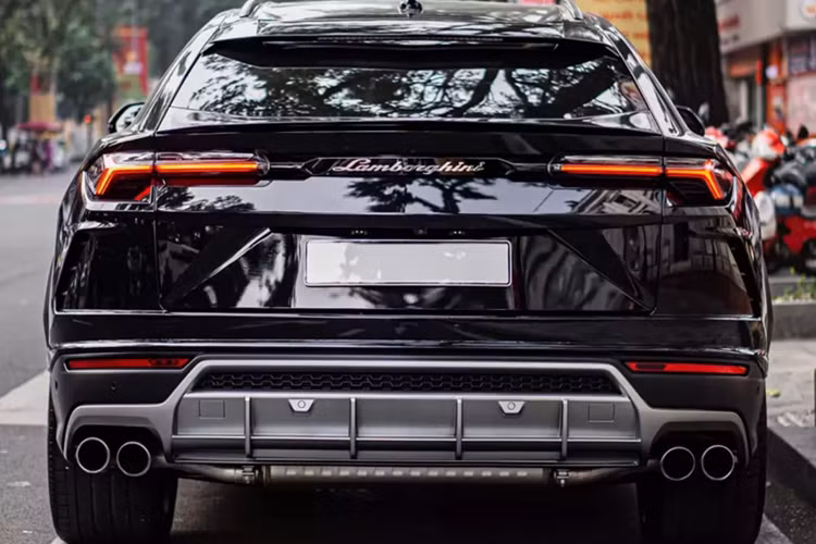 Tận thấy siêu SUV Lamborghini Urus chỉ hơn 12 tỷ ở Hà Nội - Hình 8 Tan thay sieu SUV Lamborghini Urus chi hon 12 ty o Ha Noi-Hinh-8