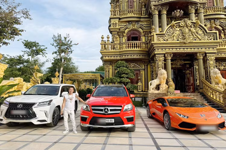“Đại gia đồng nát” Nghệ An bán Lamborghini Huracan sau 1 năm - Hình 7 “Dai gia dong nat” Nghe An ban Lamborghini Huracan sau 1 nam-Hinh-7