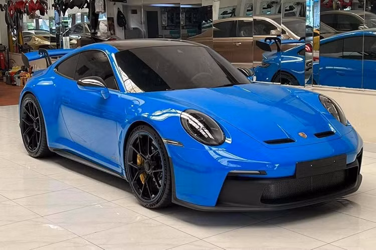 Chạm mặt Porsche 911 GT3 hơn 16 tỷ của nữ đại gia Hà Nội - Hình 8 Cham mat Porsche 911 GT3 hon 16 ty cua nu dai gia Ha Noi-Hinh-8