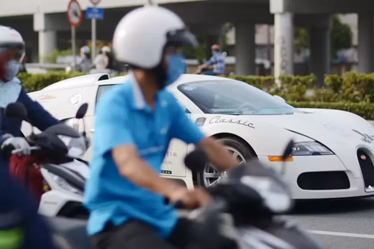 Bugatti Veyron gần 50 tỷ đã có mặt tại Việt Nam tròn 13 năm - Hình 5 Bugatti Veyron gan 50 ty da co mat tai Viet Nam tron 13 nam-Hinh-5