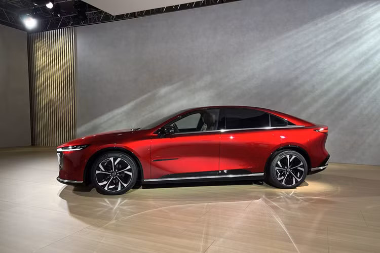 Mazda 6e sắp chào sân Đông Nam Á, sẽ bán tại Việt Nam? - Hình 5 Mazda 6e sap chao san Dong Nam A, se ban tai Viet Nam?-Hinh-5