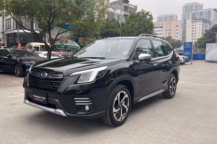 Subaru Forester tiếp tục giảm đến 200 triệu đồng tháng 4/2025 - Hình 4 Subaru Forester tiep tuc giam den 200 trieu dong thang 4/2025-Hinh-4