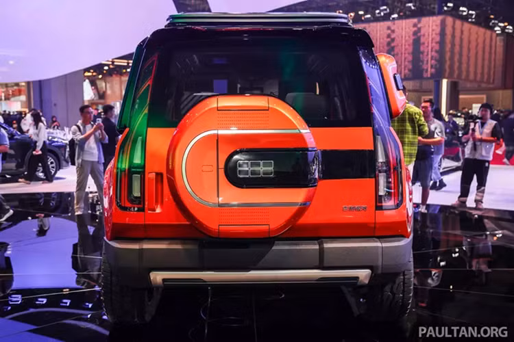 Geely Galaxy Cruiser - SUV viet da co the boi 2 tieng tren mat nuoc-Hinh-3