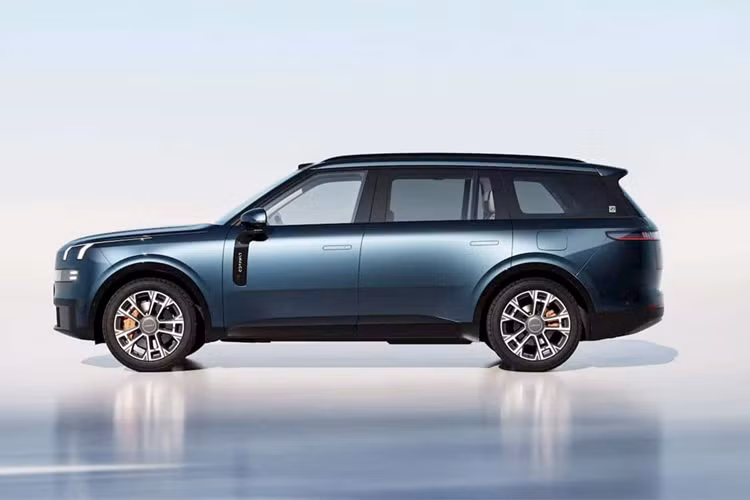 Lynk & Co 900 chay 280km 