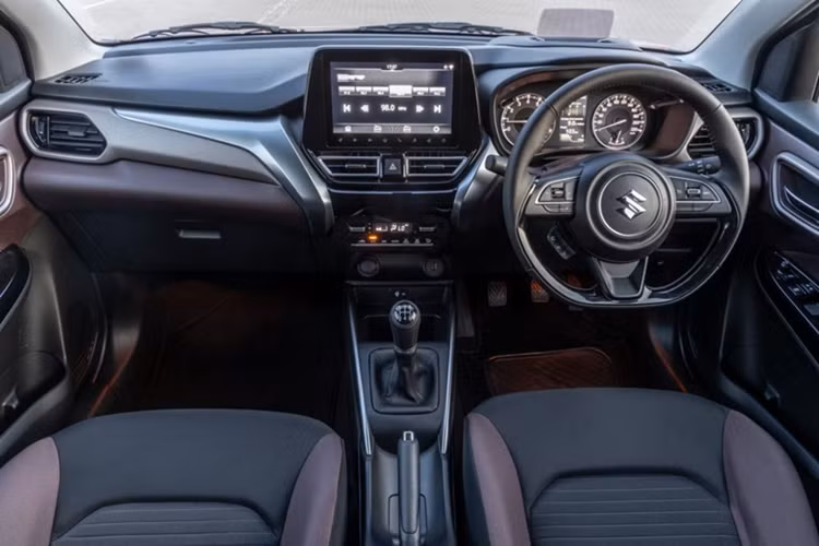 Suzuki Fronx 
