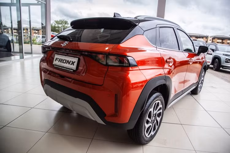 Suzuki Fronx 