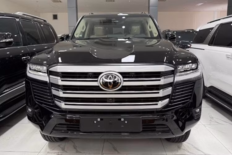 Toyota Land Cruiser 2025 “bằng xương bằng thịt" tại VN - Hình 2 Toyota Land Cruiser 2025 “bang xuong bang thit