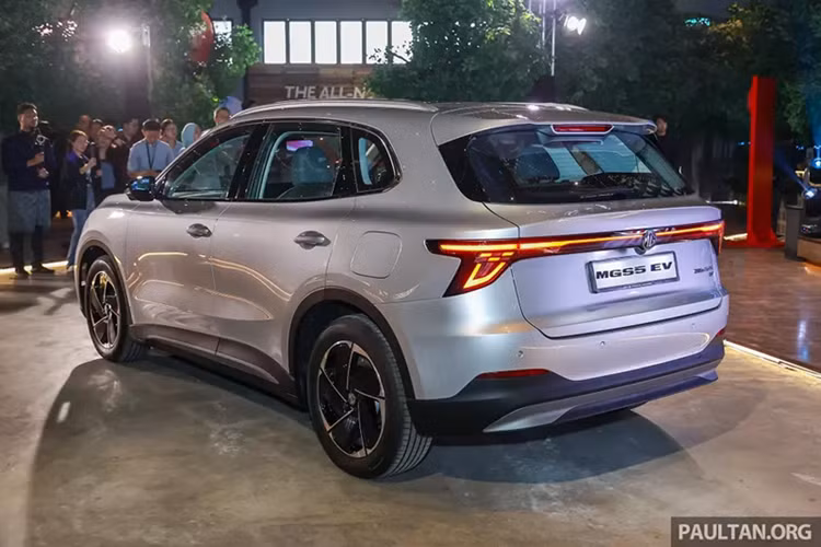 Soi SUV dien MG S5 EV tu 670 trieu dong, sap ve Viet Nam-Hinh-11