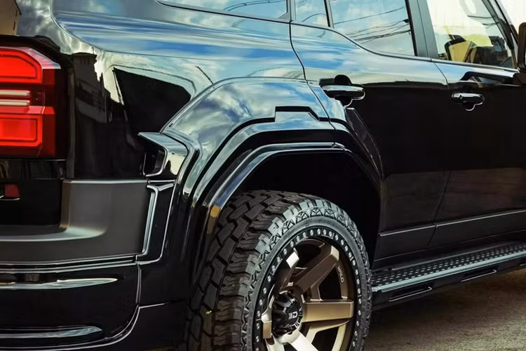 Toyota Land Cruiser Prado "chủ tịch" siêu ngầu độ bodykit Wald - Hình 8 Toyota Land Cruiser Prado