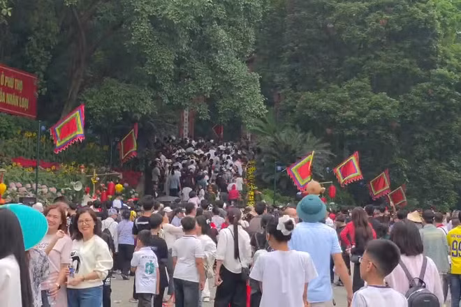 Phú Thọ đón 6,5 triệu lượt khách dịp Giỗ Tổ Hùng Vương 2026