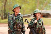 Jun Phạm bất ngờ tái xuất cùng Trang Pháp, mang năng lượng bùng nổ sau giây phút xúc động ở Sao Nhập Ngũ 2025