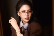 Diện suit phong cách menswear chất như hoa hậu Bùi Quỳnh Hoa