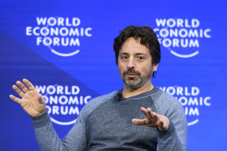 I det sammanhanget beslutade medgrundaren Sergey Brin att återvända efter många års pensionering. te-3.png