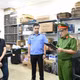 Vụ án đầu tiên về bản quyền phần mềm ở Việt Nam: Khám xét khẩn cấp 5 địa điểm