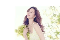 Không trang điểm vẫn tỏa sáng nhờ 10 thói quen đơn giản