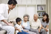 Áp lực làm dâu trong gia đình nhiều thế hệ