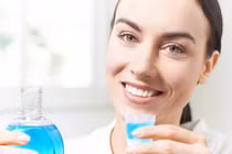 Làm sao chọn nước súc miệng đúng cách?