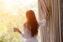 Dậy sớm 5h sáng, lối sống tích cực hay trào lưu cực đoan?