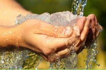 Bệnh da liễu do nước ô nhiễm