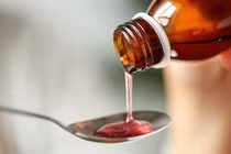 Cần lưu ý gì khi sử dụng siro ho cho trẻ?