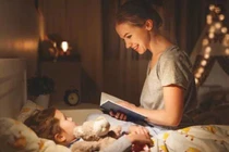 Trẻ ngủ muộn, dậy trễ ảnh hưởng thế nào đến sức khỏe?