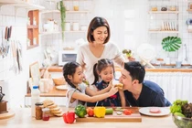 Con hư đừng chỉ đổ lỗi cho mẹ