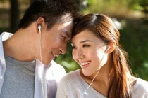 Bạn đời nên là người yêu, tri kỷ hay đối tác?