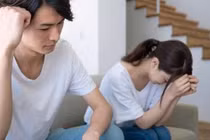 Khi chồng phản bội, có nên tiếp tục hôn nhân?